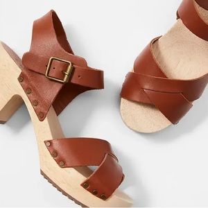 NWT LOFT Criss-Cross Leather Clog Sandals